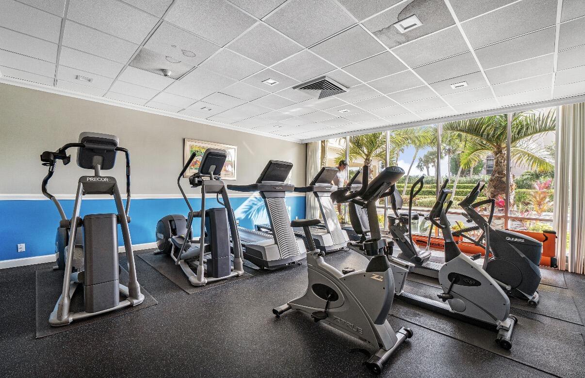 BOCA TOWERS CONDO PORTION - Residential Lease