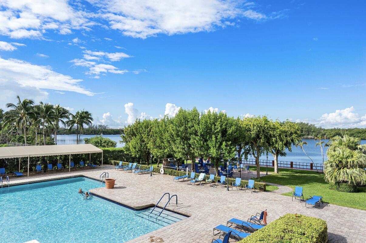 BOCA TOWERS CONDO PORTION - Residential Lease