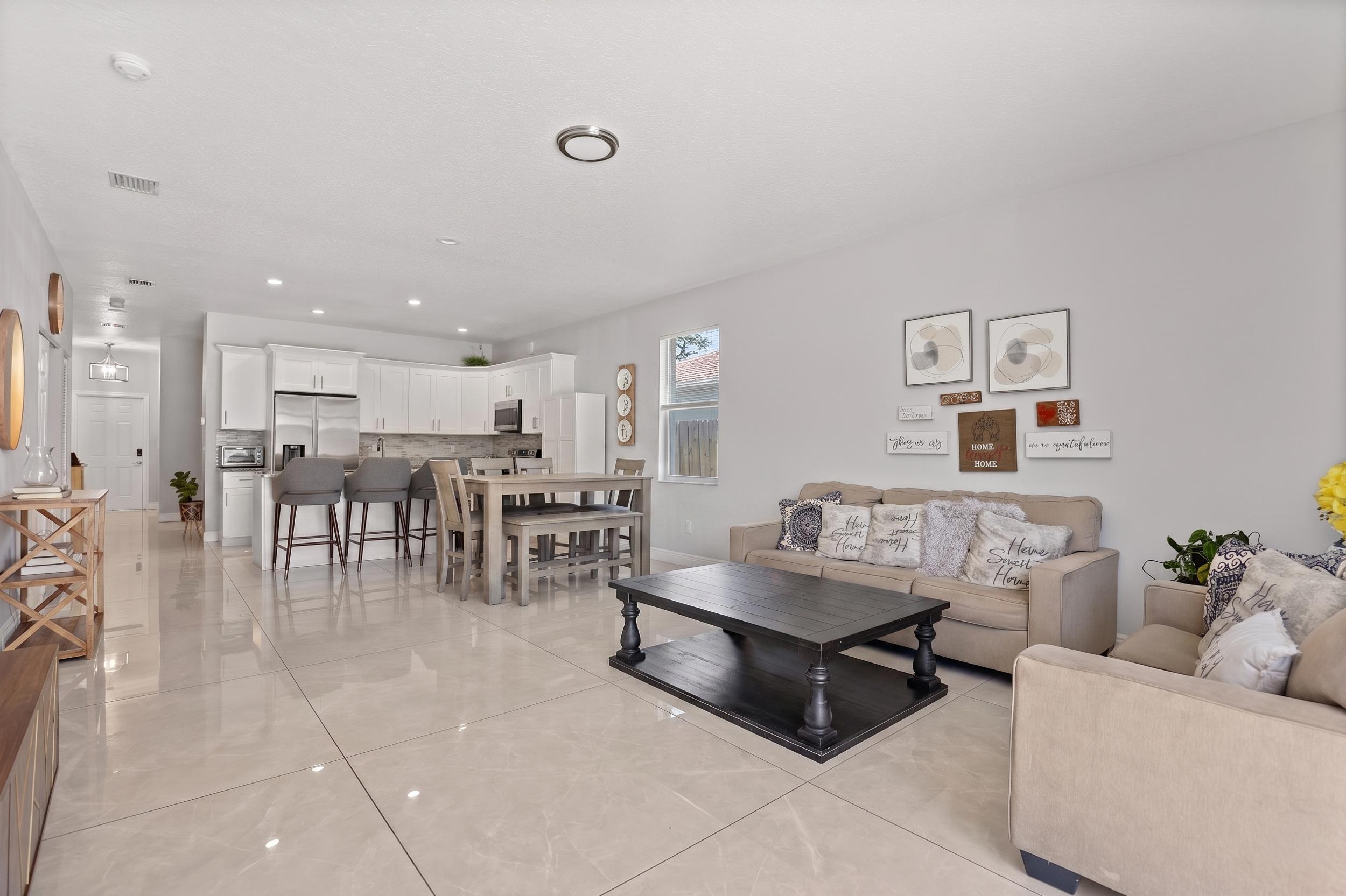GREENACRES 2 - Residential