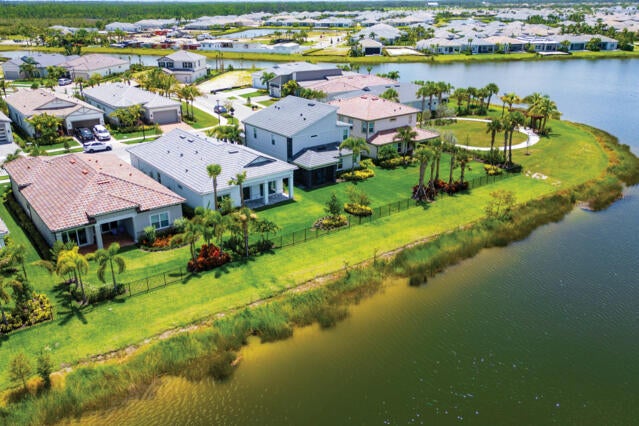 Photo of 10444 Northbrook Circle, Palm Beach Gardens, FL 33412 (MLS # B26044131)