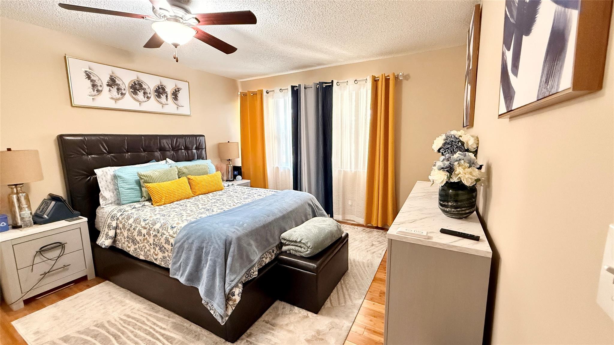 Royal Garden - Residential