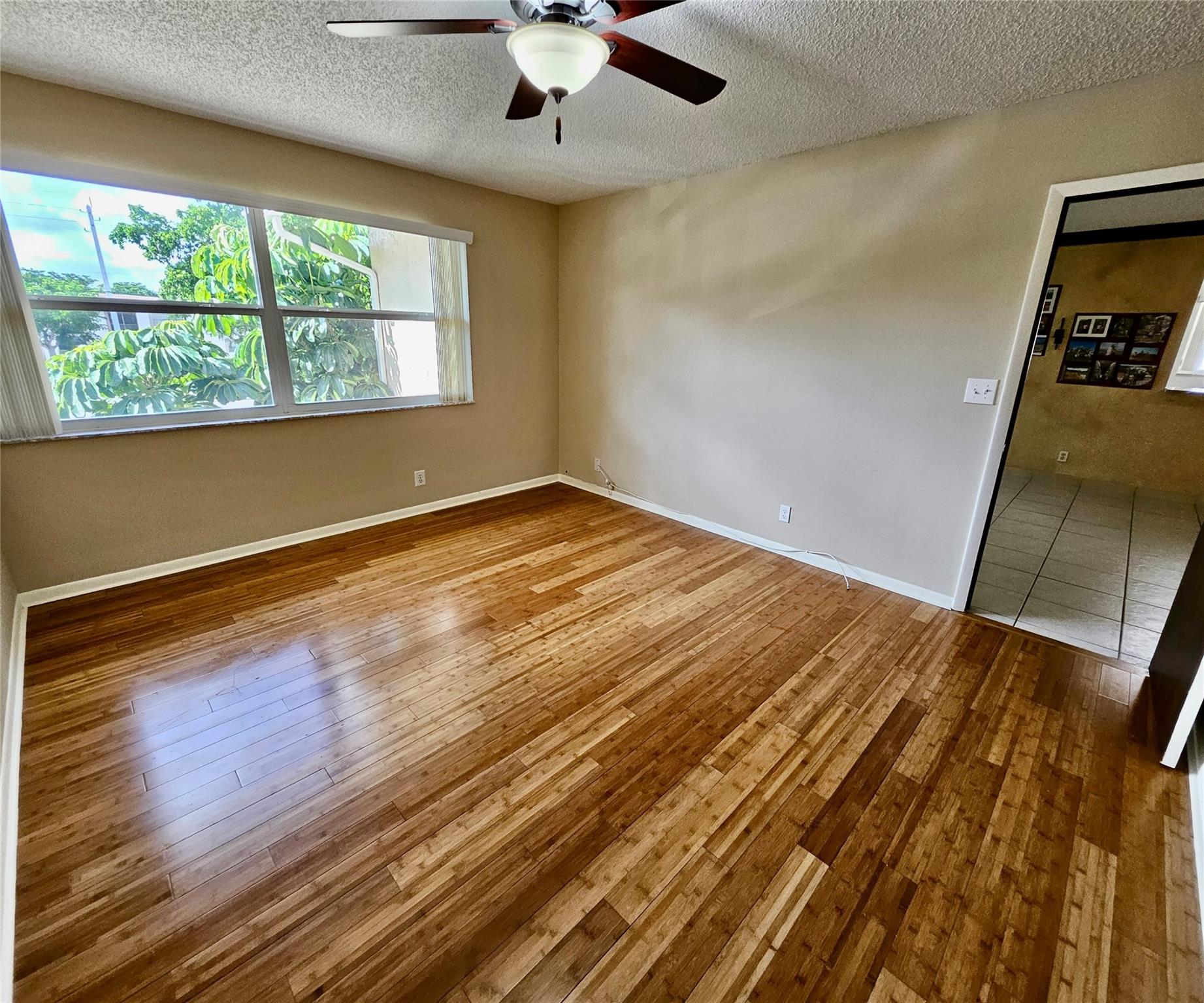 Royal Garden - Residential