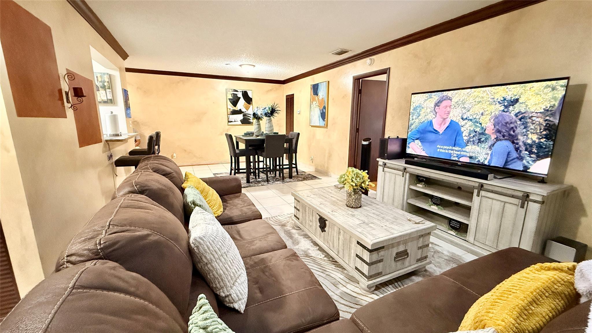 Royal Garden - Residential