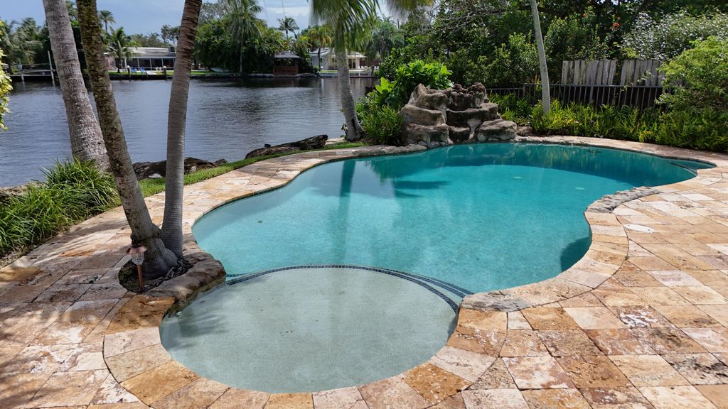 Photo of 1925 Coral Gardens Drive, Wilton Manors, FL 33306 (MLS # B26010901)