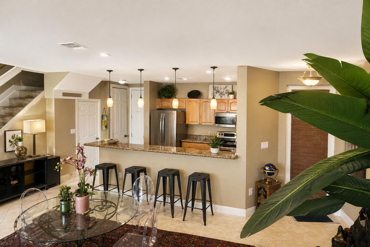 INDIGO POINTE - Residential