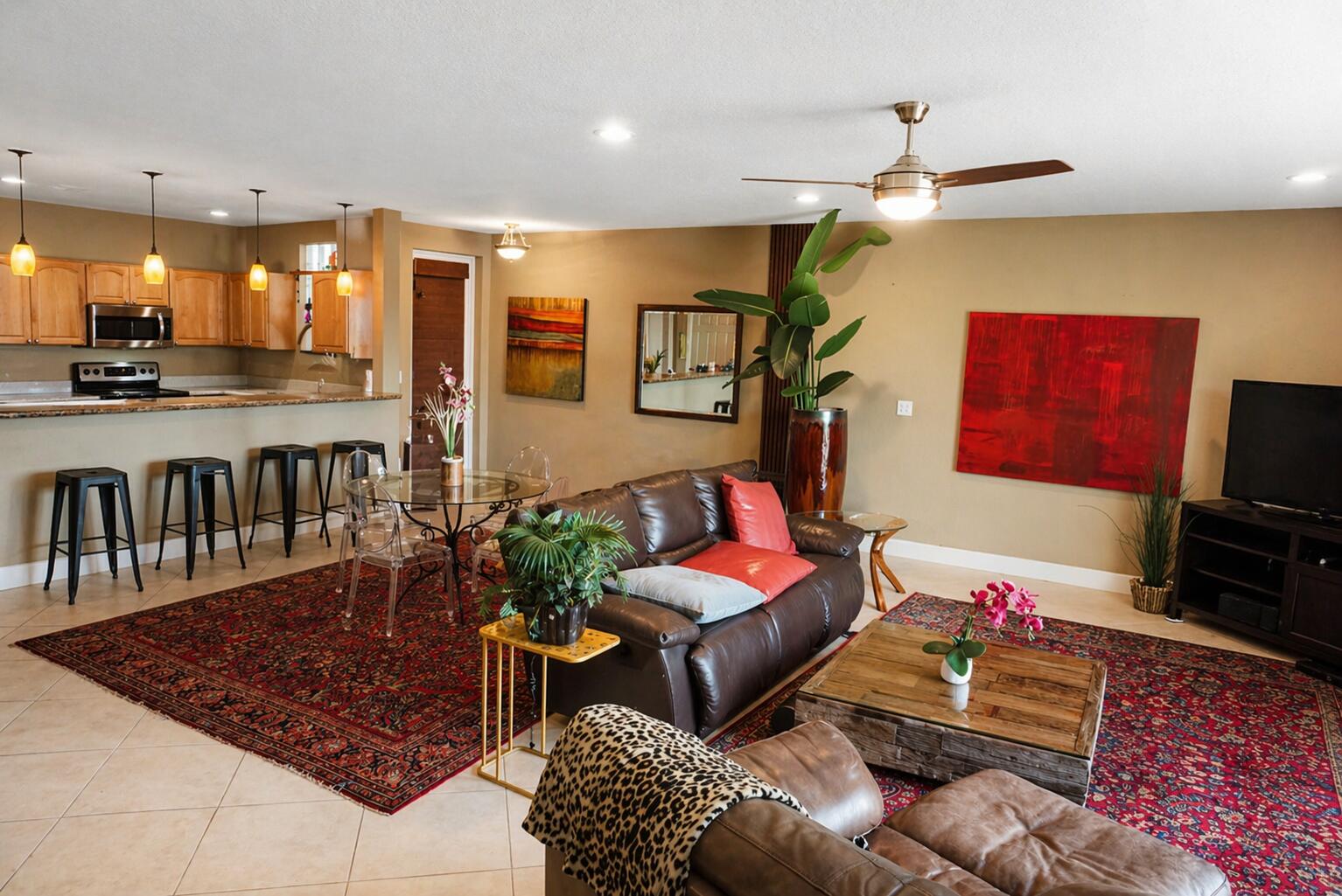 INDIGO POINTE - Residential