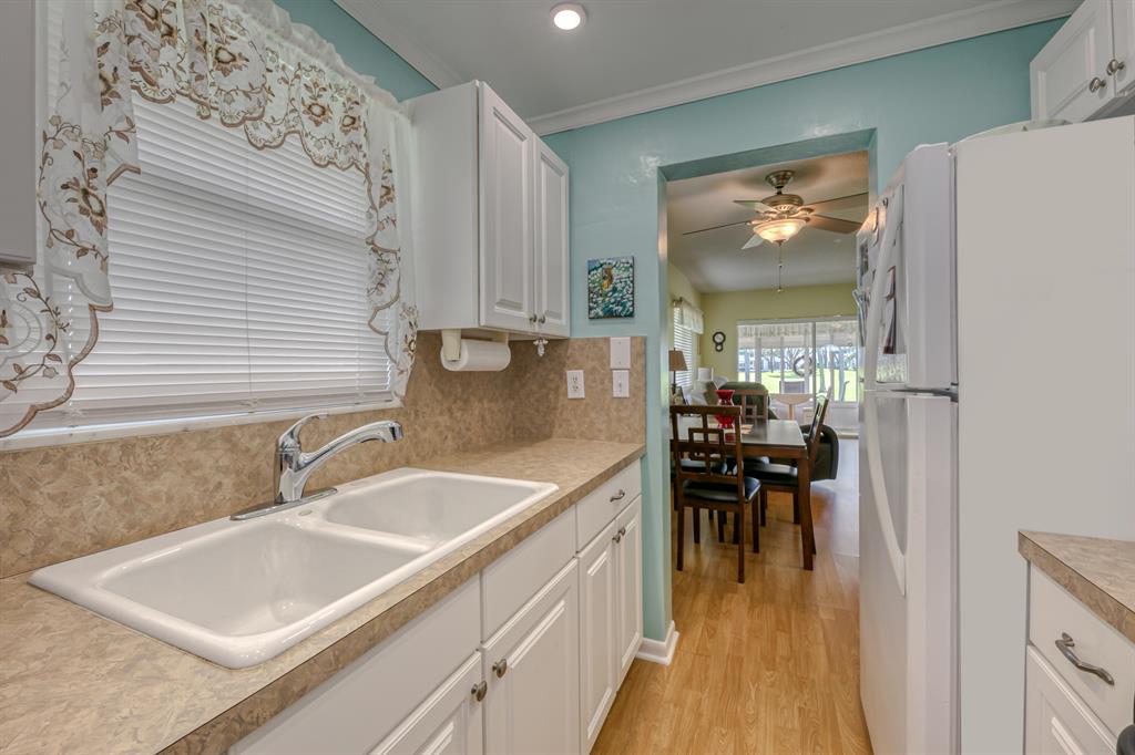 LEISUREVILLE FAIRWAY FIVE CONDO - Residential