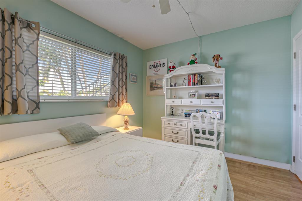 LEISUREVILLE FAIRWAY FIVE CONDO - Residential