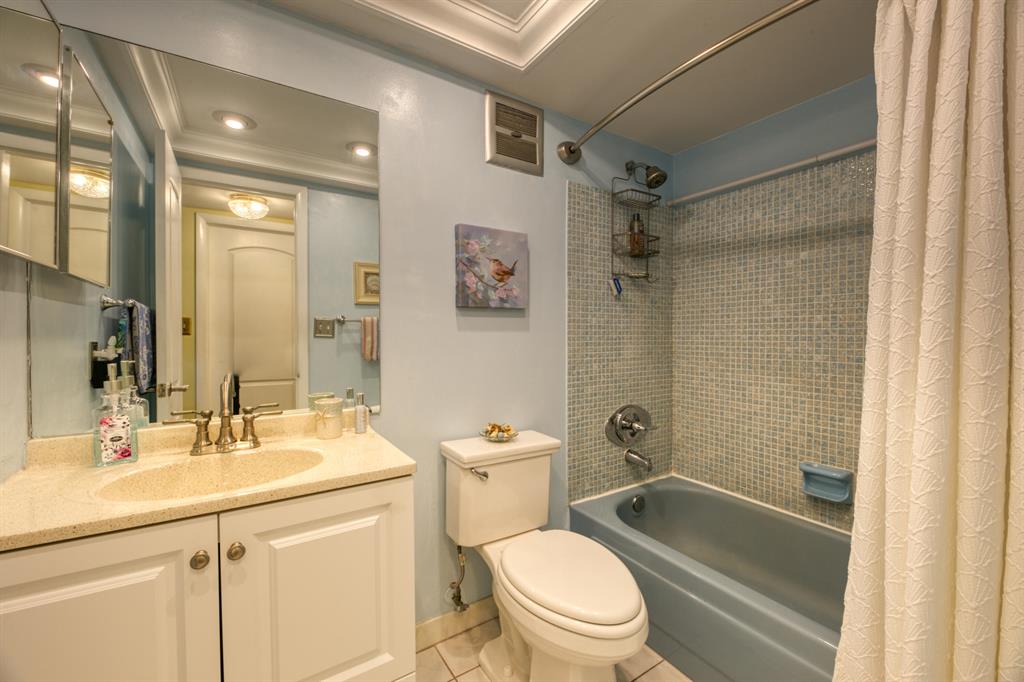 LEISUREVILLE FAIRWAY FIVE CONDO - Residential