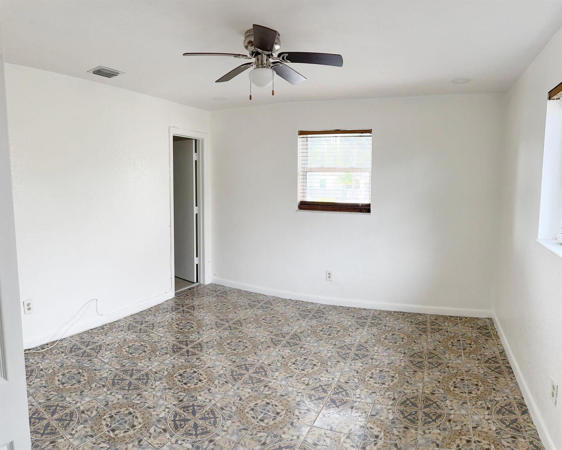 AMD PL BAY RIDGE - Residential Lease