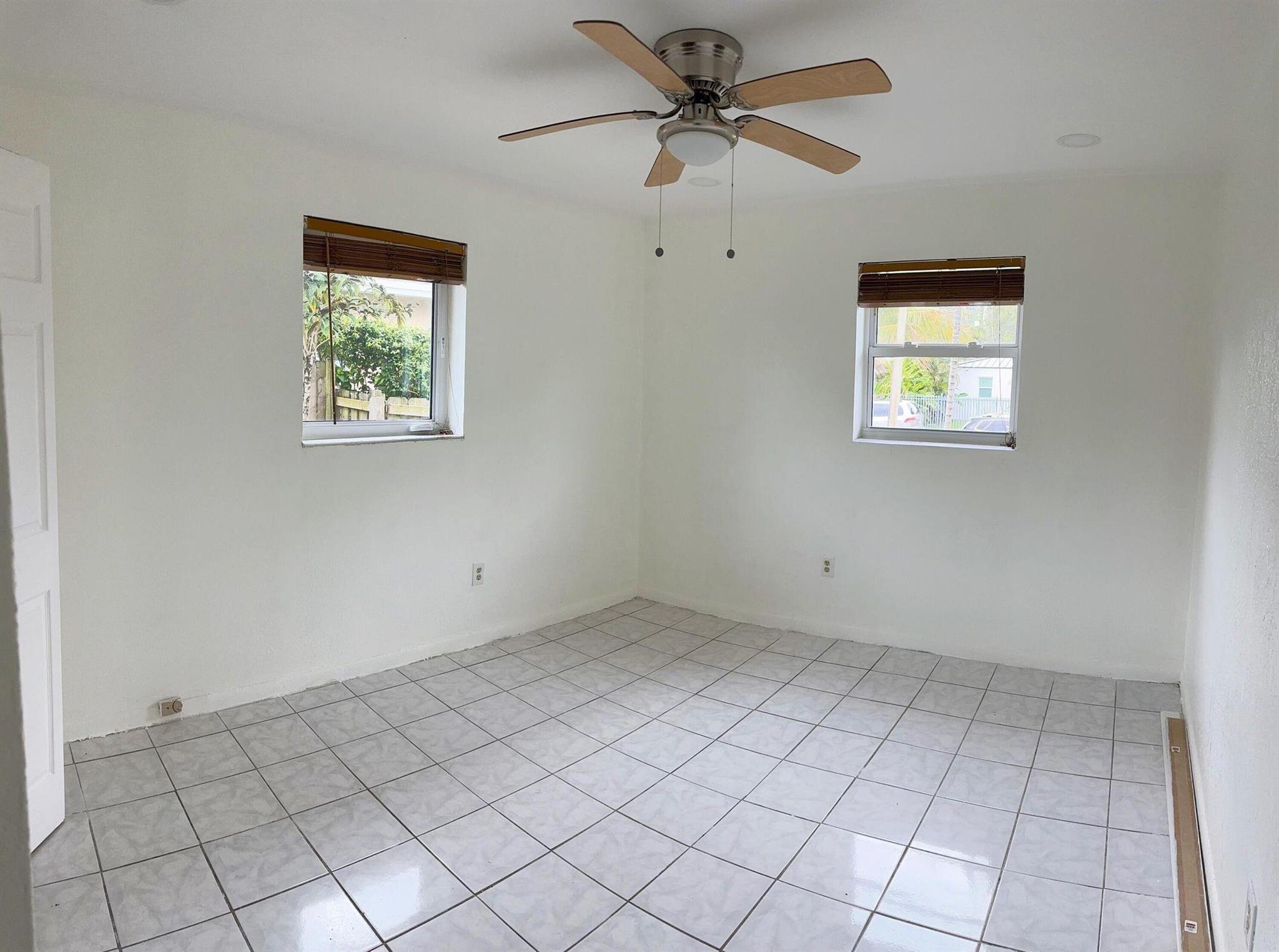 AMD PL BAY RIDGE - Residential Lease