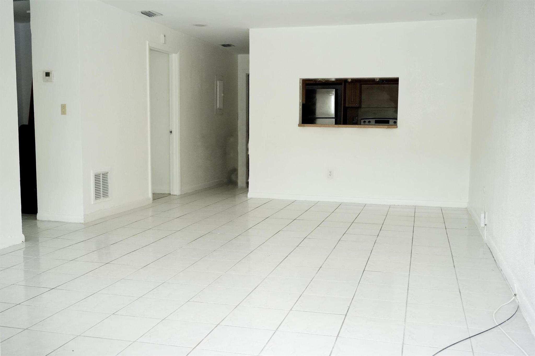 AMD PL BAY RIDGE - Residential Lease
