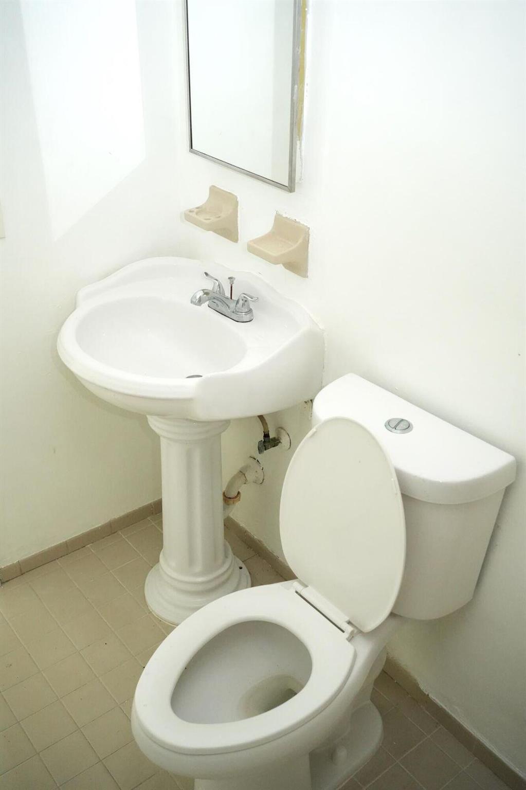 AMD PL BAY RIDGE - Residential Lease