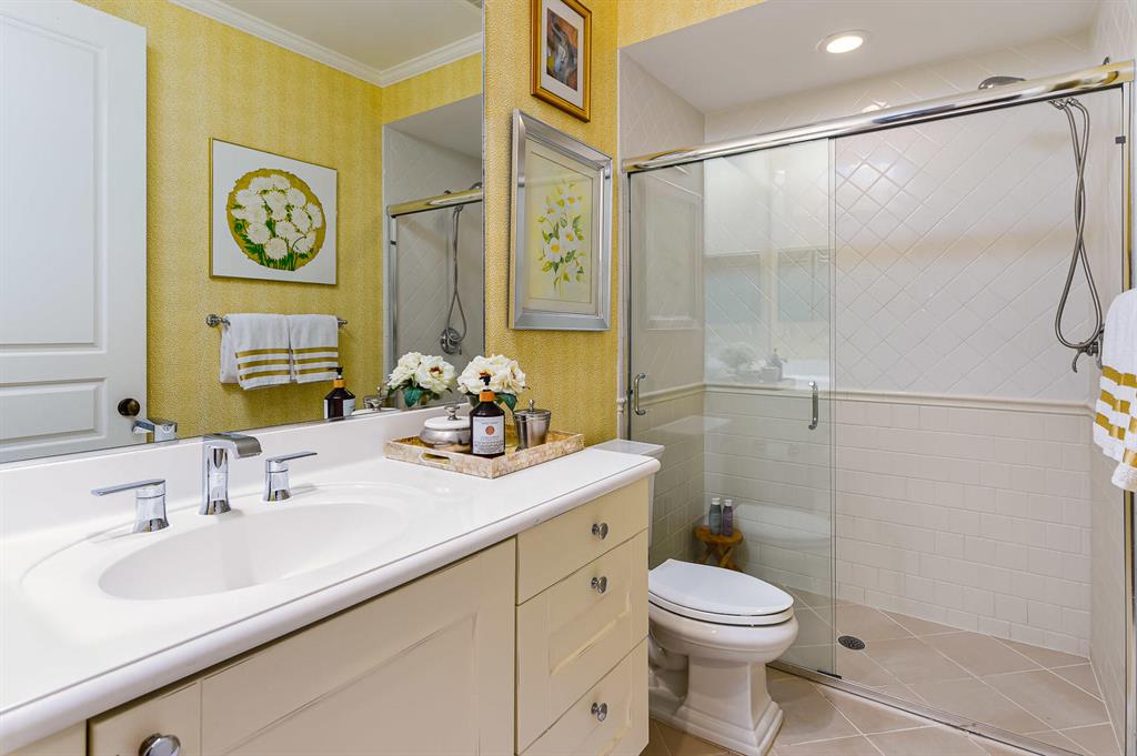 MAGNOLIA COURT - Residential