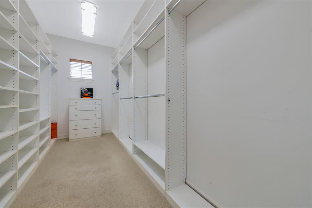 MAGNOLIA COURT - Residential