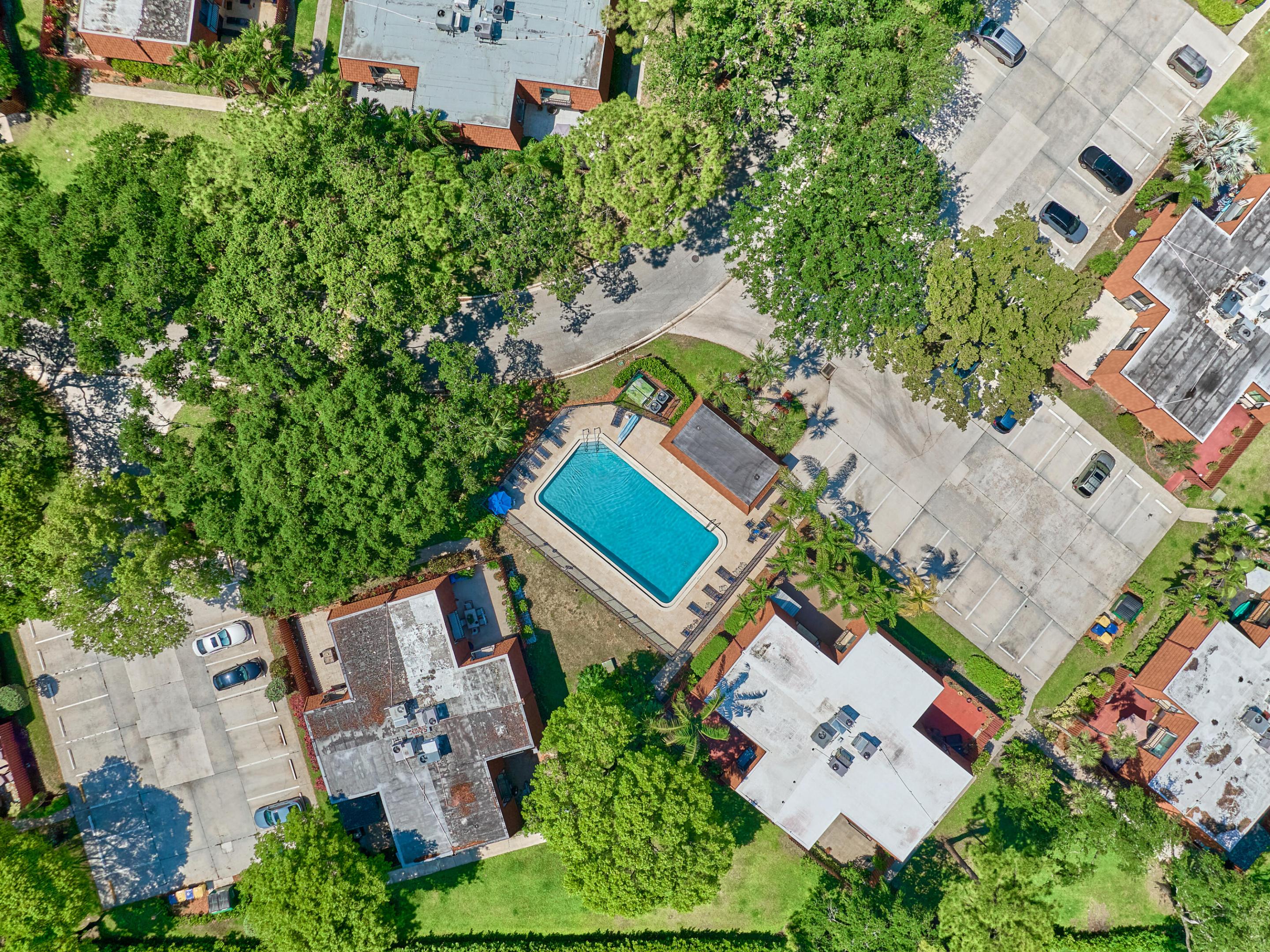 LAKESIDE - Residential