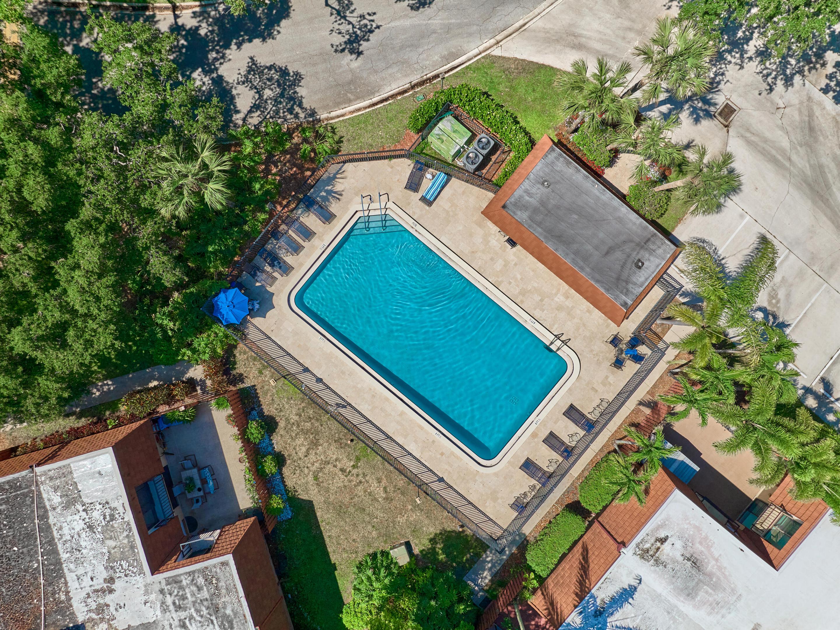 LAKESIDE - Residential