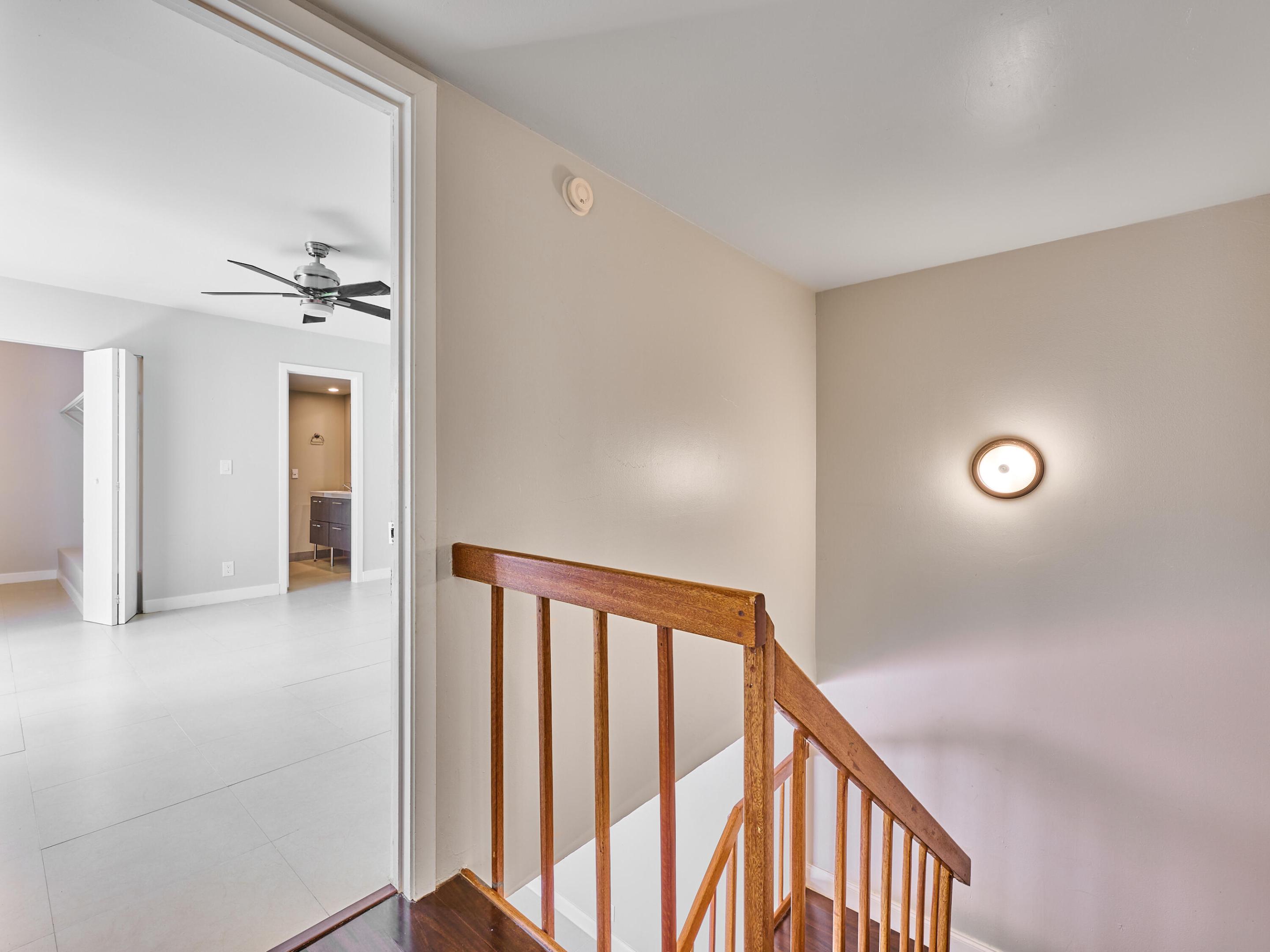 LAKESIDE - Residential