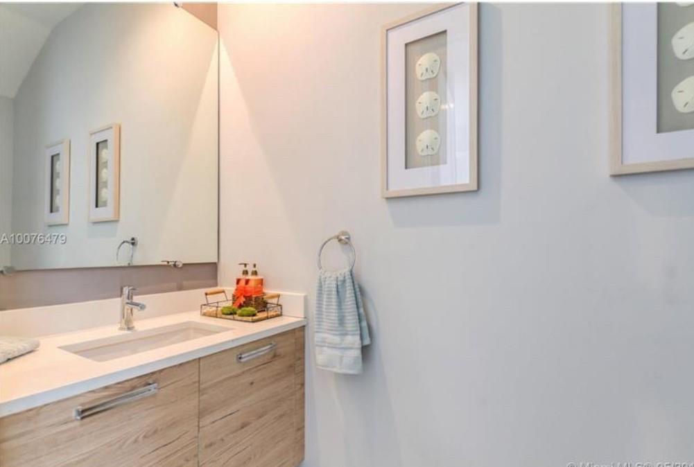 544 Moderno - Residential