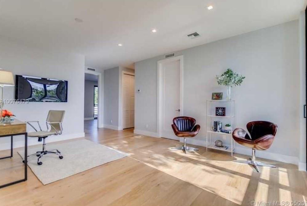 544 Moderno - Residential