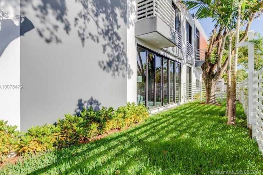 544 Moderno - Residential