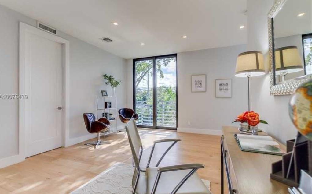 544 Moderno - Residential