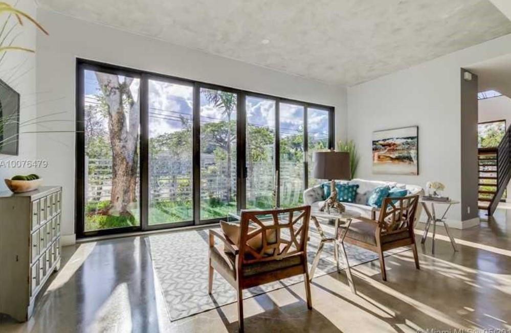 544 Moderno - Residential