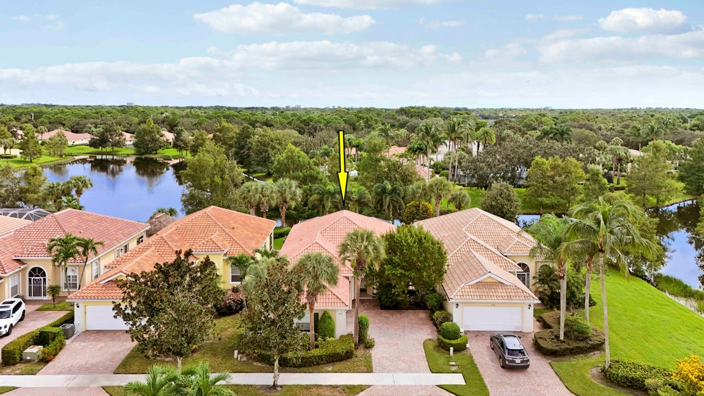 Photo of 4718 Dovehill Drive, Palm Beach Gardens, FL 33418 (MLS # B26079887)
