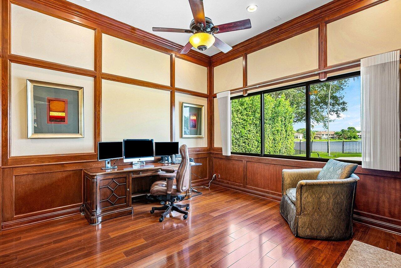 WOODFIELD HUNT CLUB - Residential