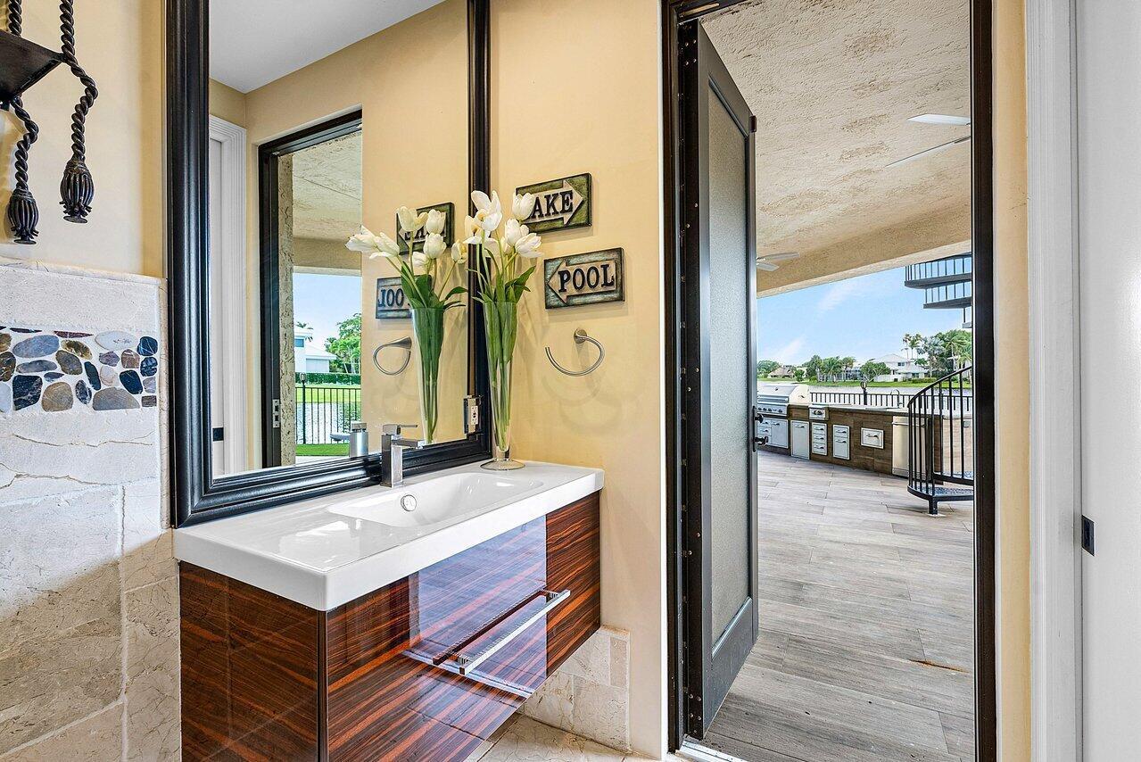 WOODFIELD HUNT CLUB - Residential