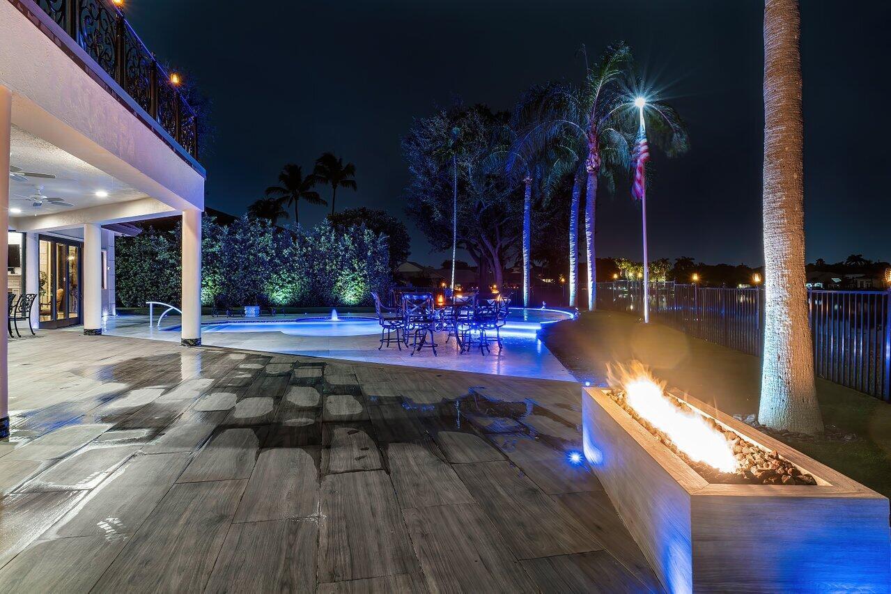 WOODFIELD HUNT CLUB - Residential