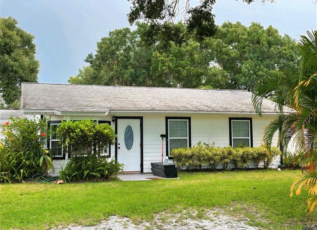 Photo of 5000 Garner Street #B, Fort Pierce, FL 34981 (MLS # R11065141)