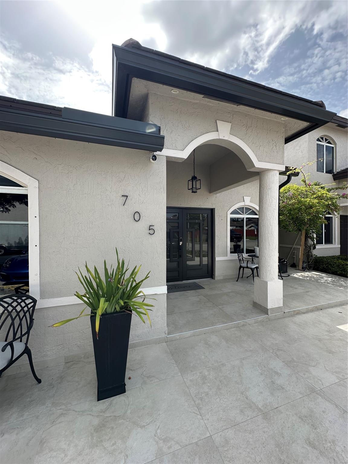 18821 NW 84th Ct 705-7
