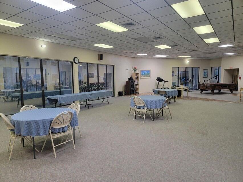 ISLAND HOUSE CONDOMINIUM - Residential Lease