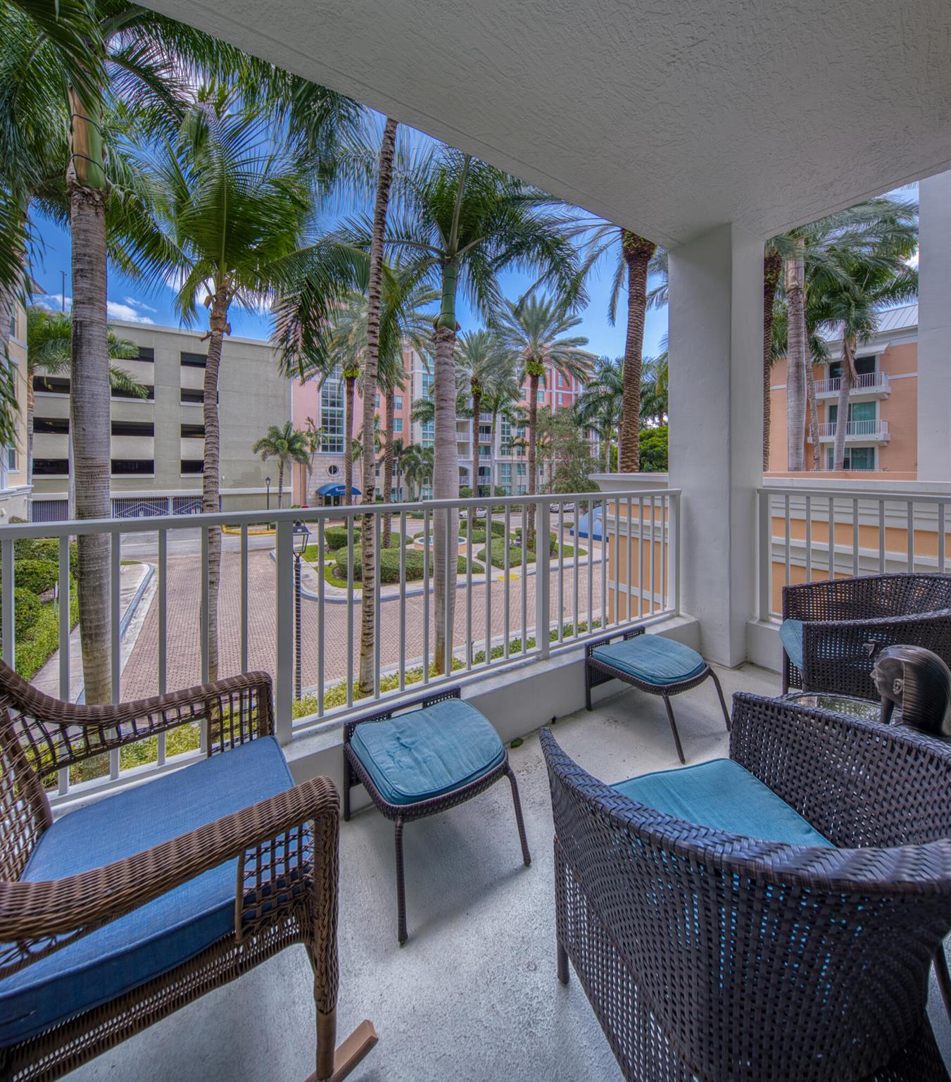 MOORINGS AT LANTANA CONDO - Residential