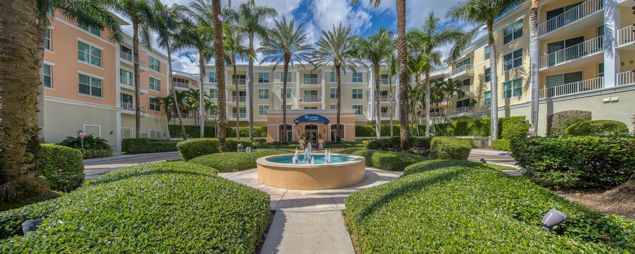 MOORINGS AT LANTANA CONDO - Residential