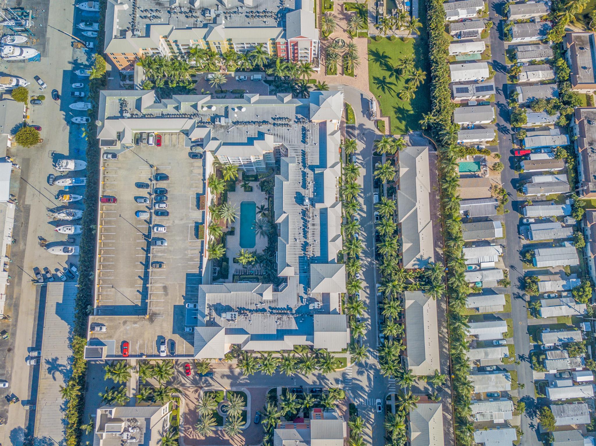 MOORINGS AT LANTANA CONDO - Residential