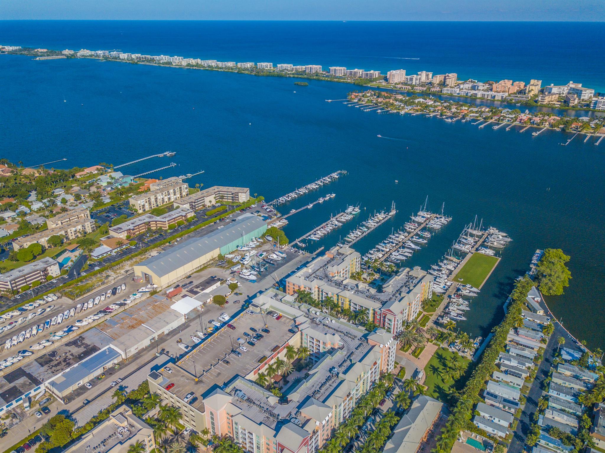 MOORINGS AT LANTANA CONDO - Residential