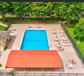 BERMUDA CLUB EIGHT CONDO - Residential