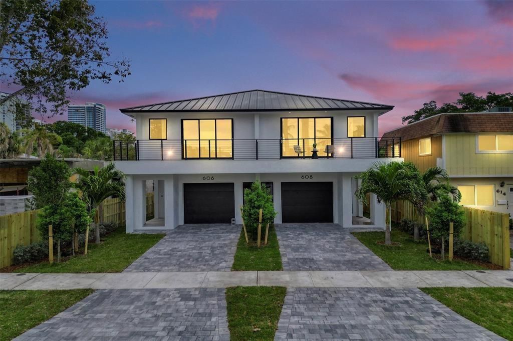 Photo of 608 SW 7th Avenue, Fort Lauderdale, FL 33315 (MLS # F10511420)