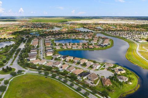 A home in Port St Lucie