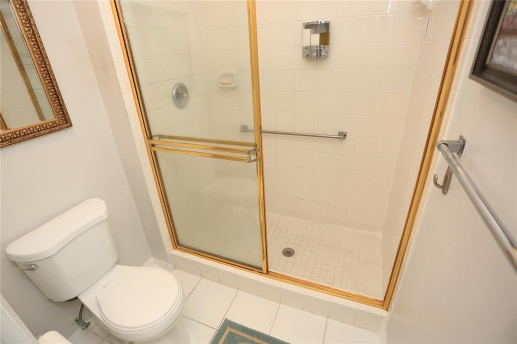 MALVERN/KINGS POINT - Residential