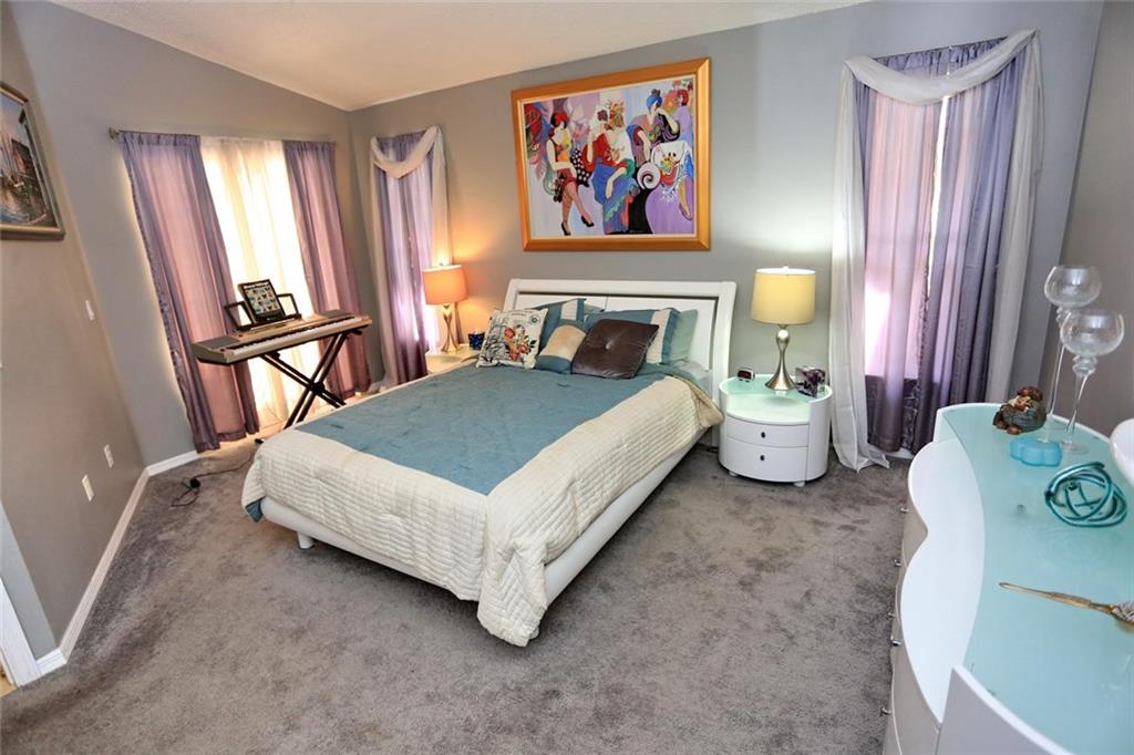 MALVERN/KINGS POINT - Residential