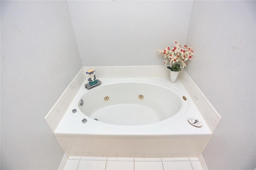 MALVERN/KINGS POINT - Residential