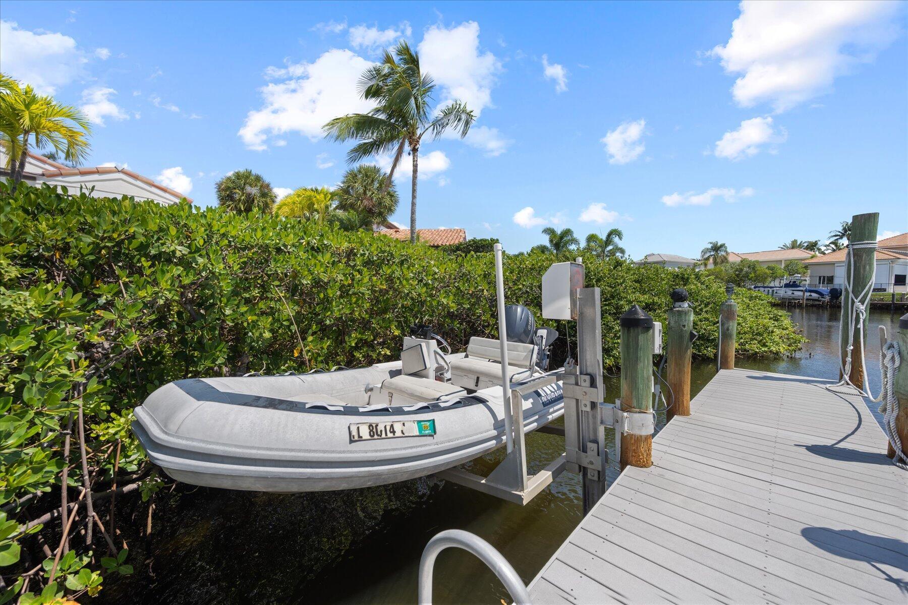 BARROW ISLAND AT JONATHAN - Residential