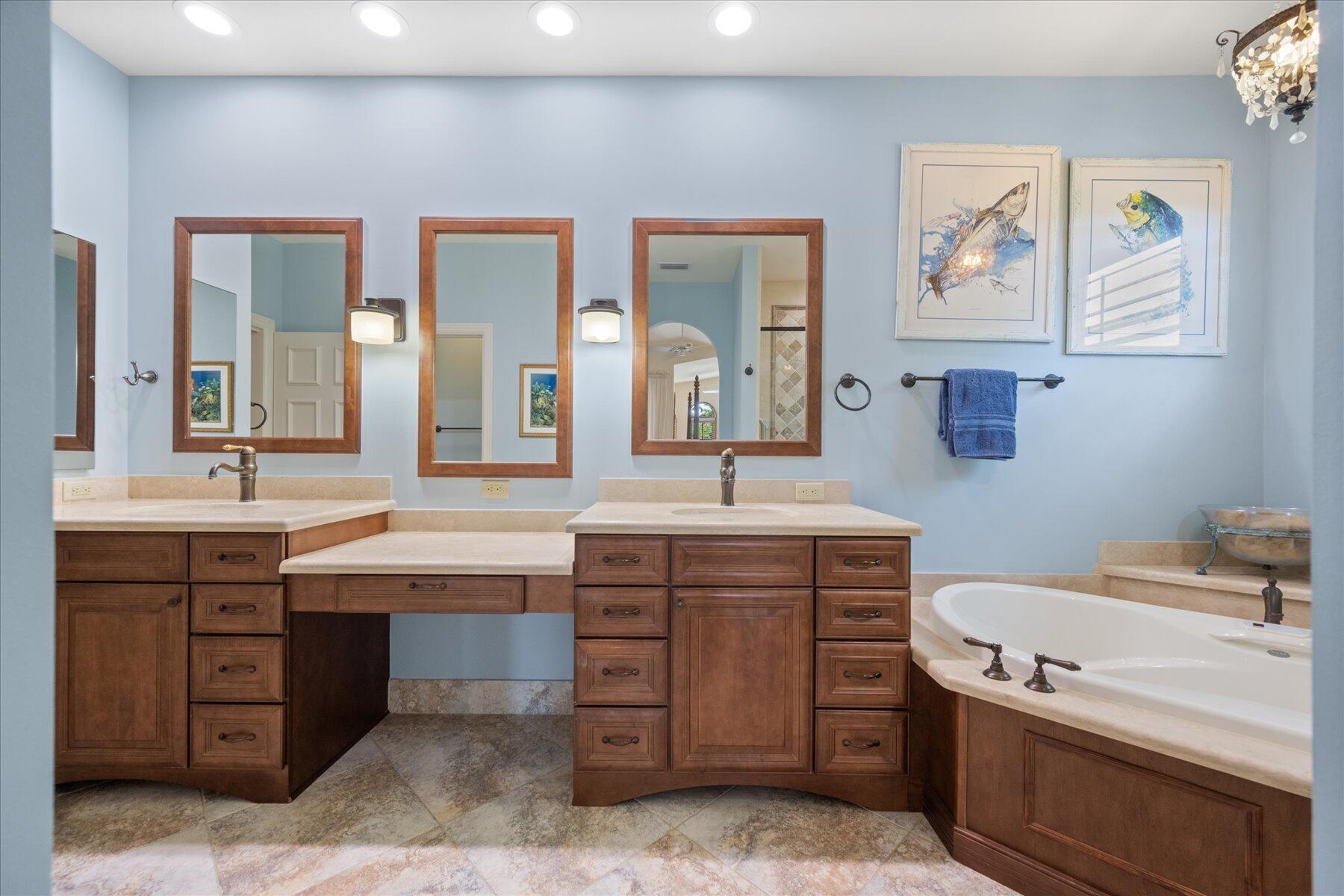 BARROW ISLAND AT JONATHAN - Residential