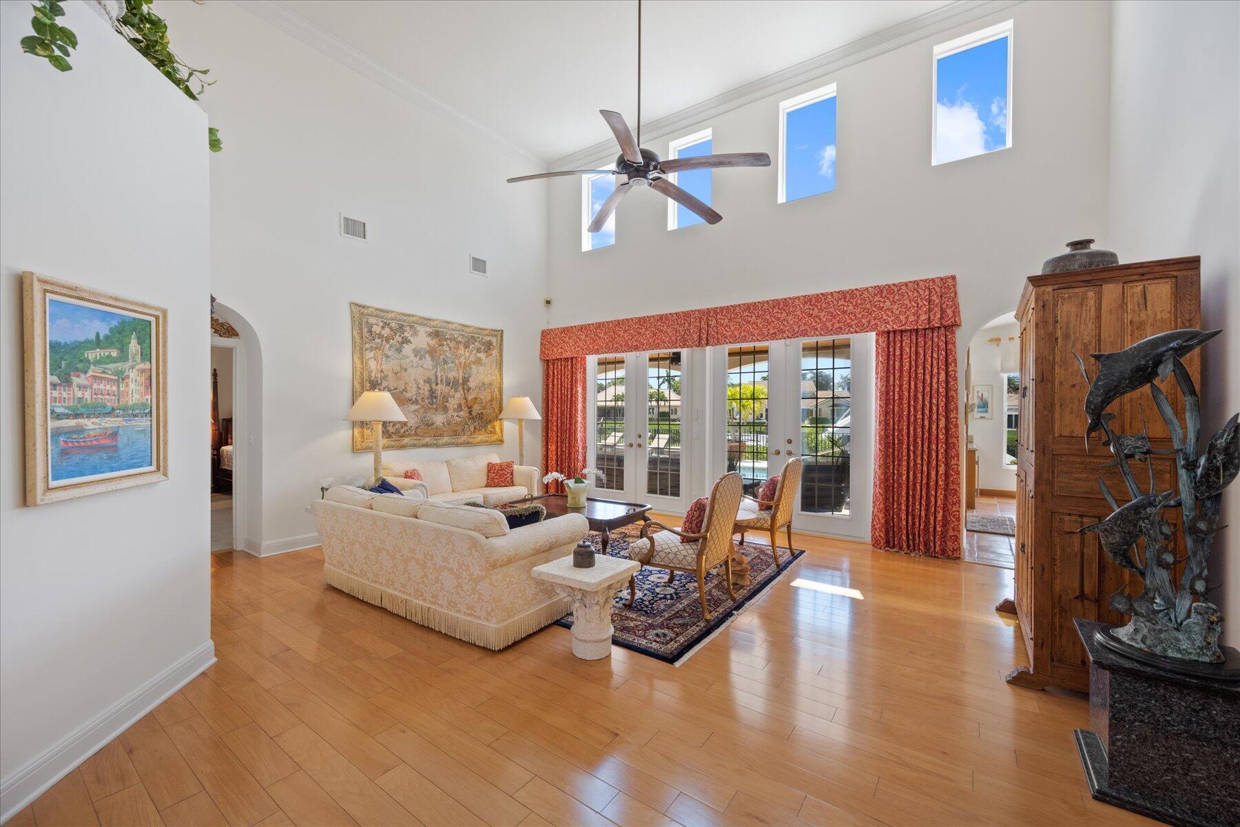 BARROW ISLAND AT JONATHAN - Residential