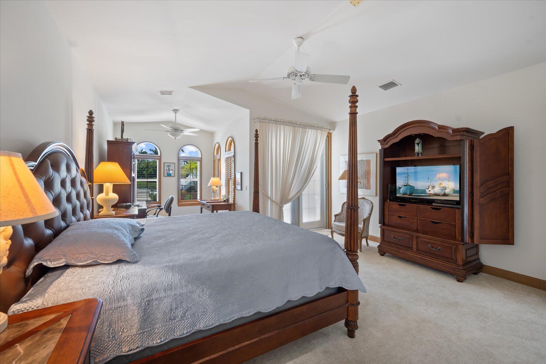 BARROW ISLAND AT JONATHAN - Residential