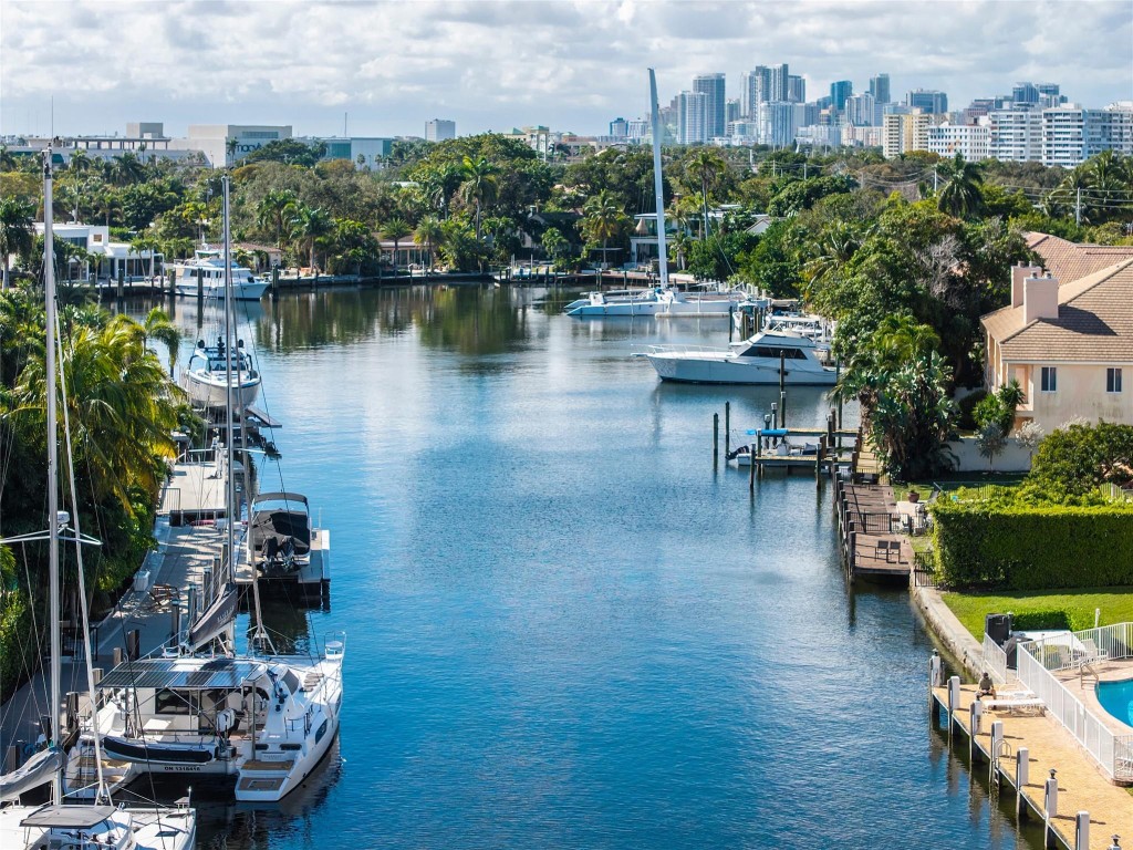 HAWTHORNE BAY - Residential