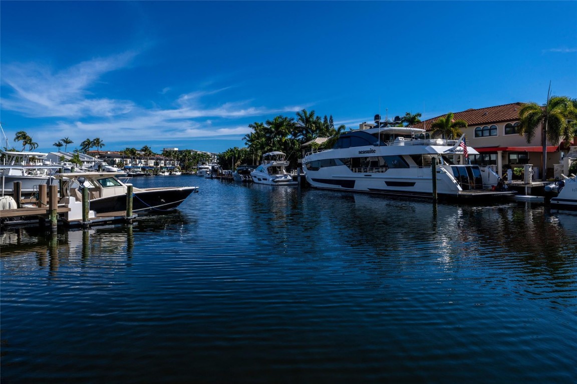 HAWTHORNE BAY - Residential